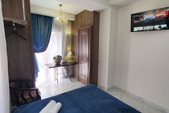 Room 28 of 41