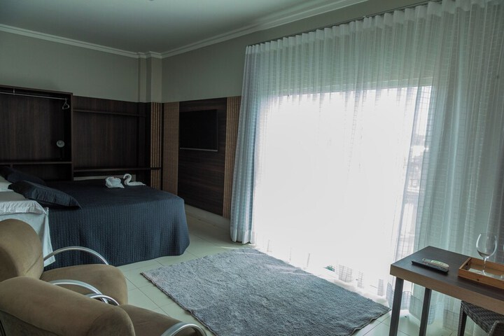 Room 23 of 47