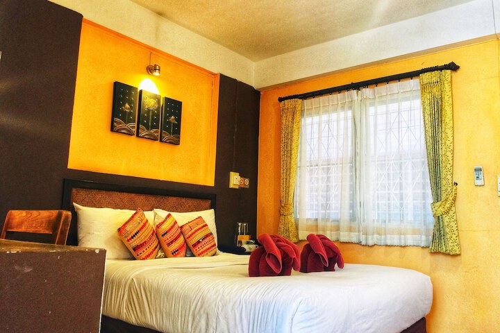 Room 47 of 81