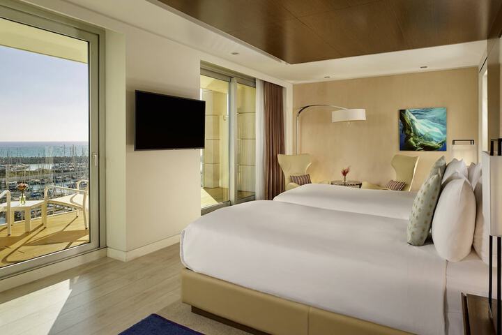 Room 57 of 158