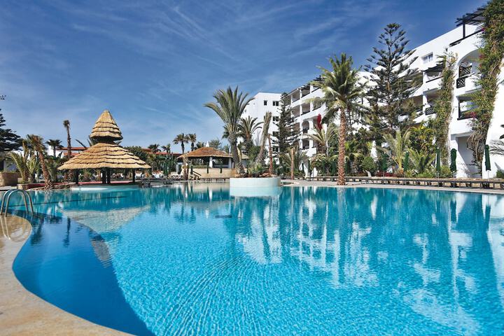 Hotel Pool