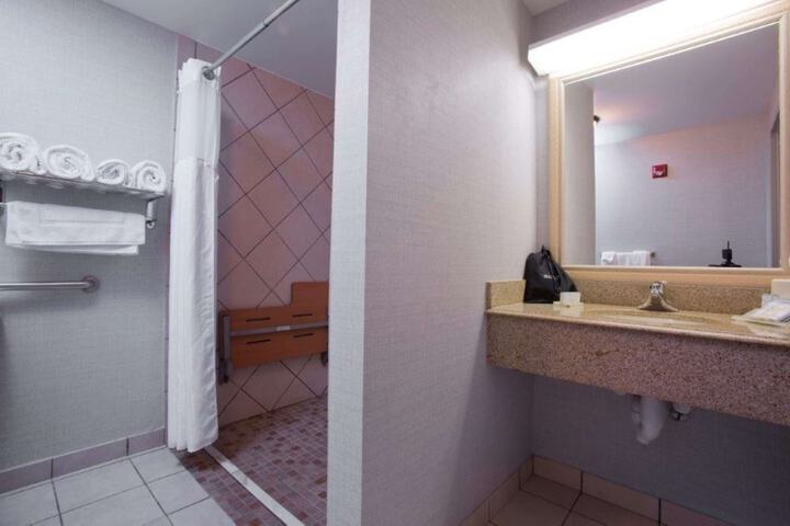Bathroom shower