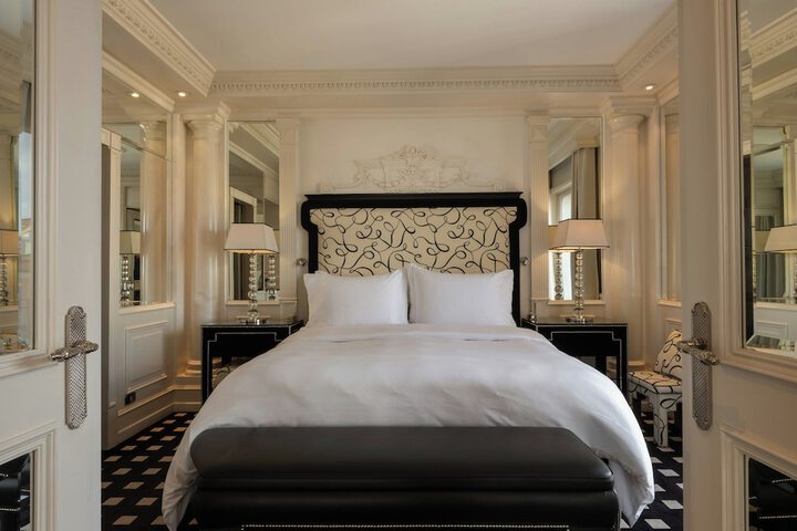 Room 41 of 114