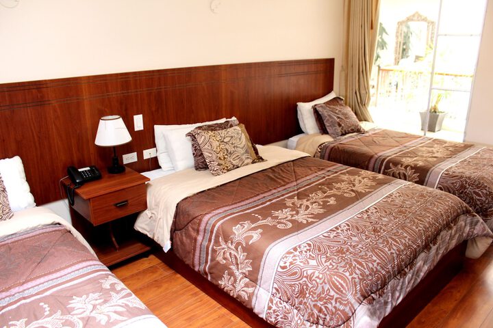 Room 34 of 61