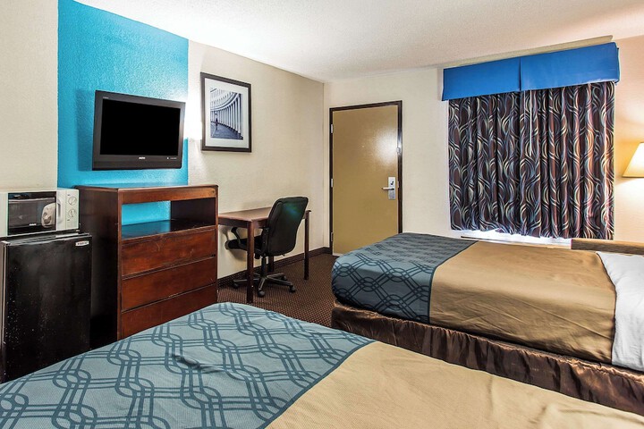 Room 18 of 26