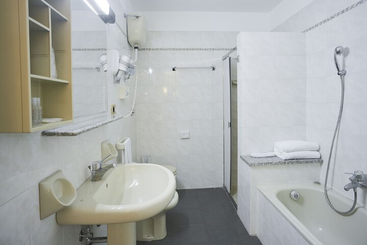 Bath Interior