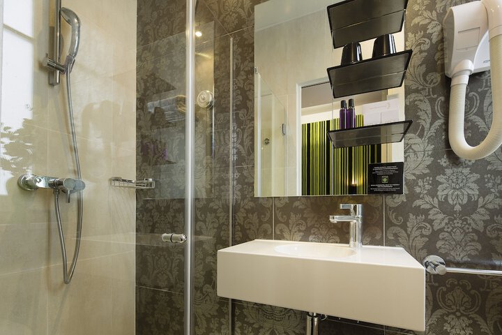 Bathroom Interior Photo