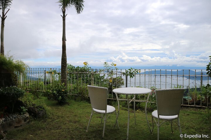 Terrace/Patio 29 of 32