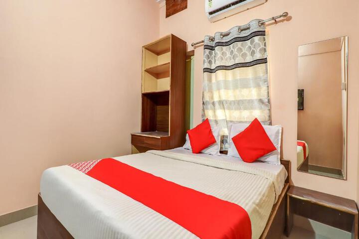 Hotel O by OYO Sidhu Kanhu & Banquet