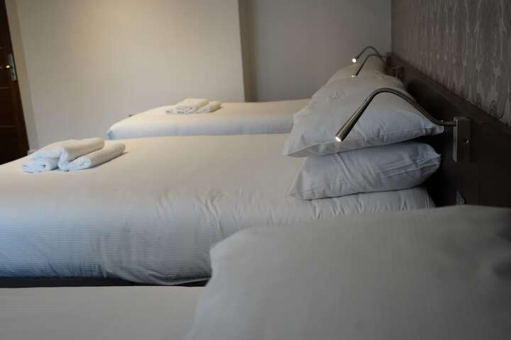 Room 13 of 62