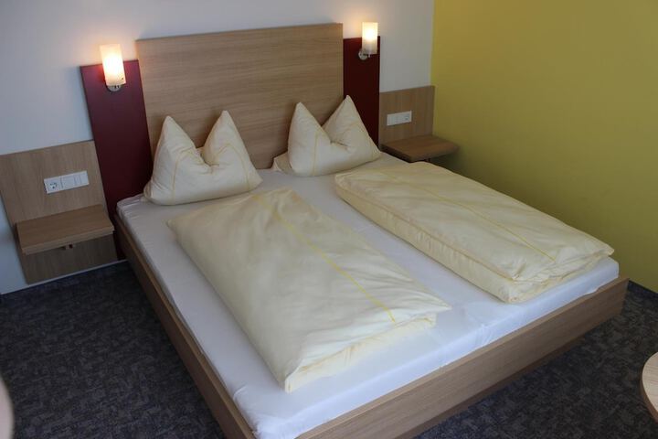 Room 19 of 41