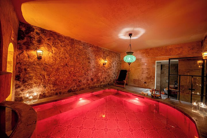 Pool 87 of 124