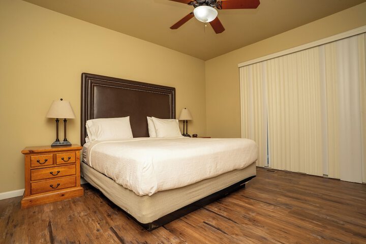 Room 25 of 92