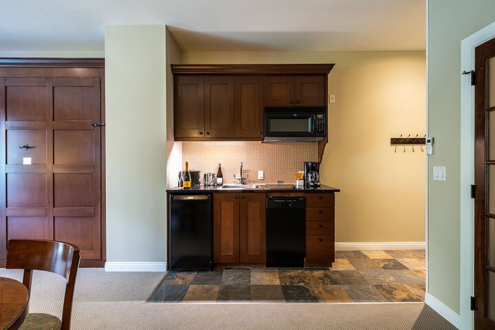 Suite King Size Bed (43 of 43)