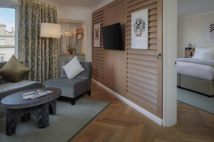 Room 19 of 160