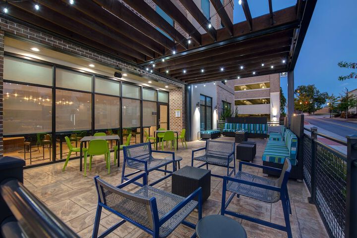 Terrace/Patio 39 of 44