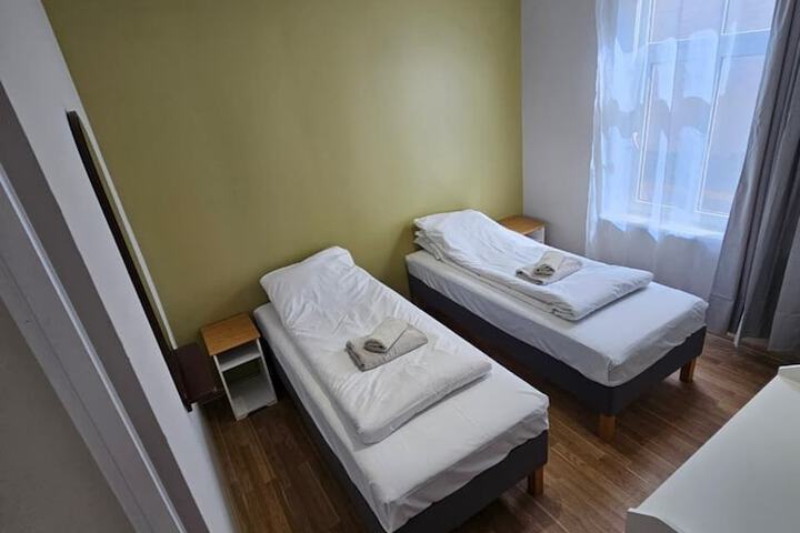 Room 21 of 60