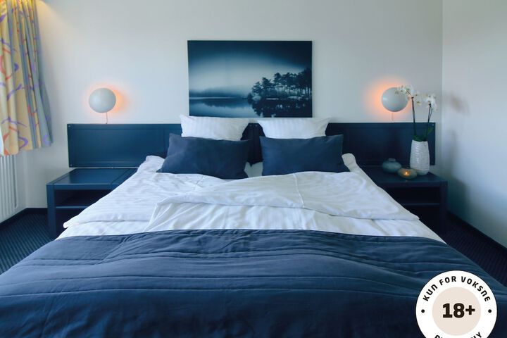 Room 15 of 28