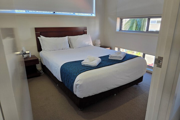 Room 7 of 107