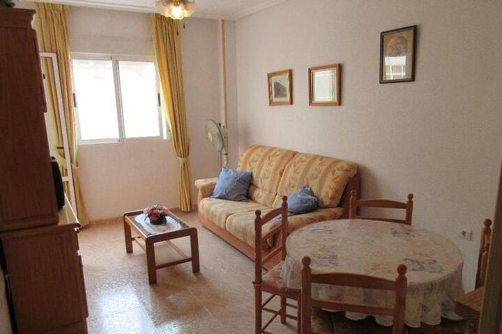 Exterior of Appartment quiet and less than 500m from the beach near restaurants