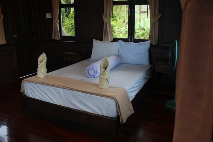 Room 2 of 26