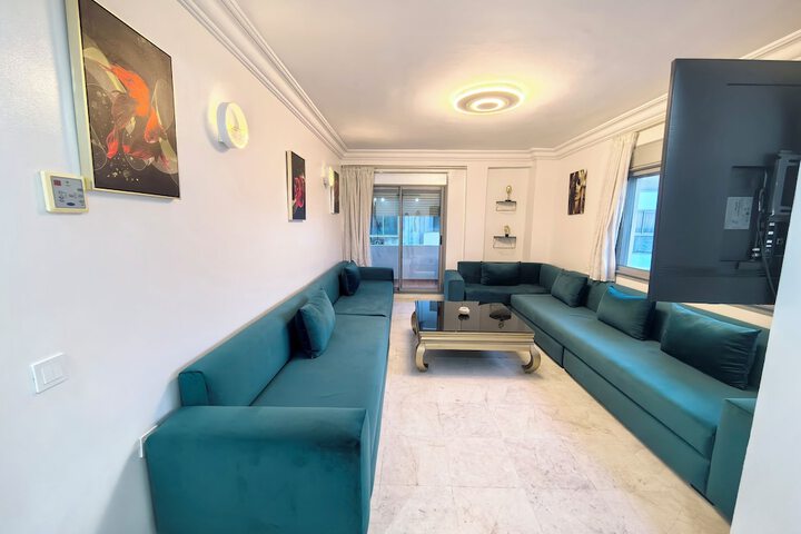 Room 190 of 404