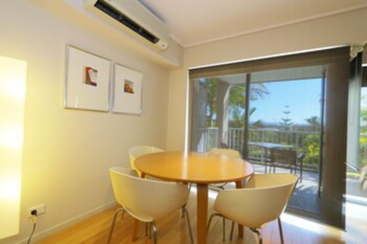 Room 4 of 22