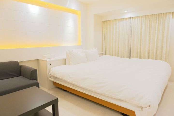 Room 51 of 257