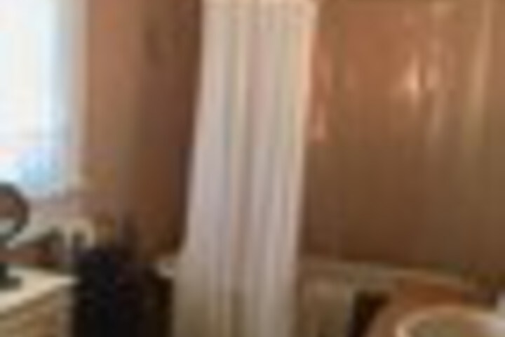 Room 53 of 123