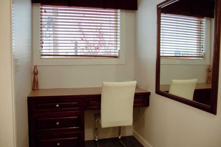 Room 19 of 48
