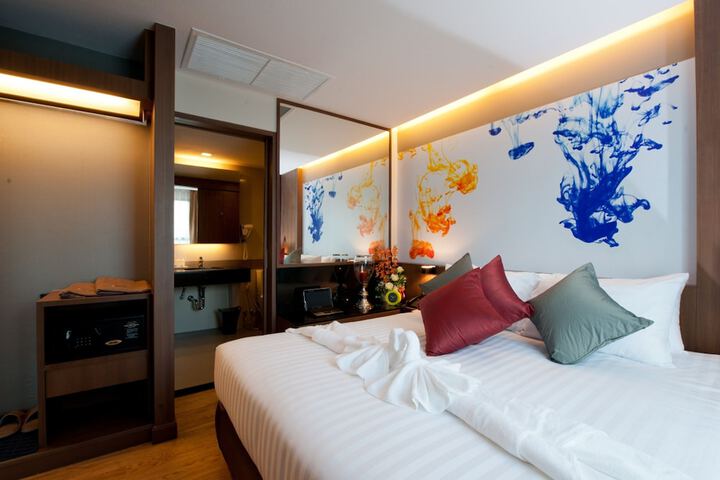 Room 21 of 47