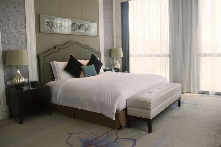 Room 12 of 61
