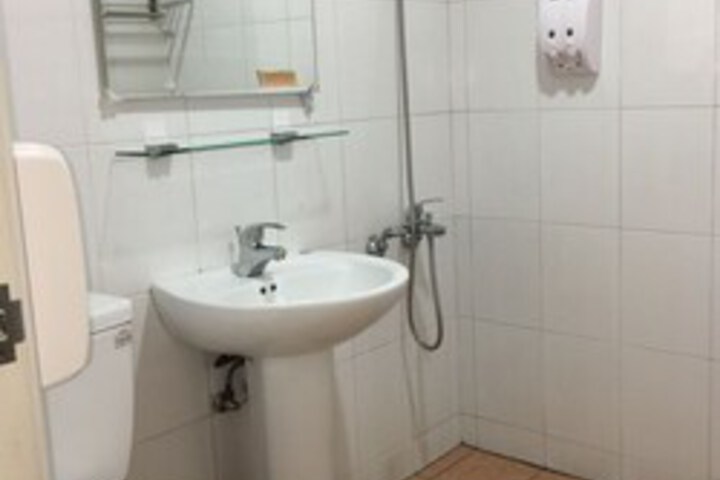 Room 6 of 57