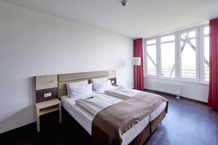 Room 7 of 58