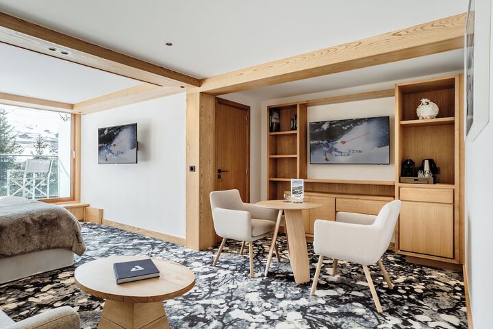 Room 80 of 193