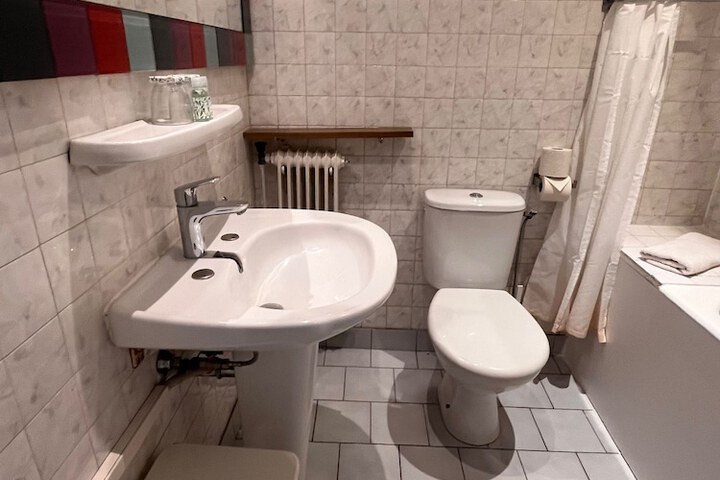 Bath Interior