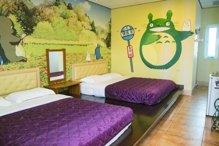 Room 4 of 38