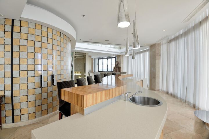 Lobby Entry