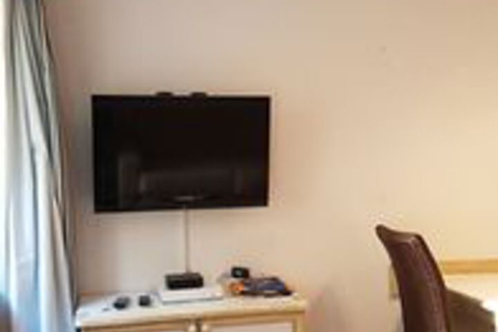 Room 45 of 57