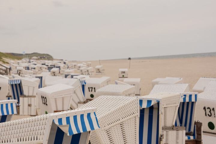 Beach 53 of 80