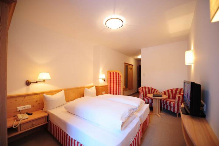 Room 12 of 88