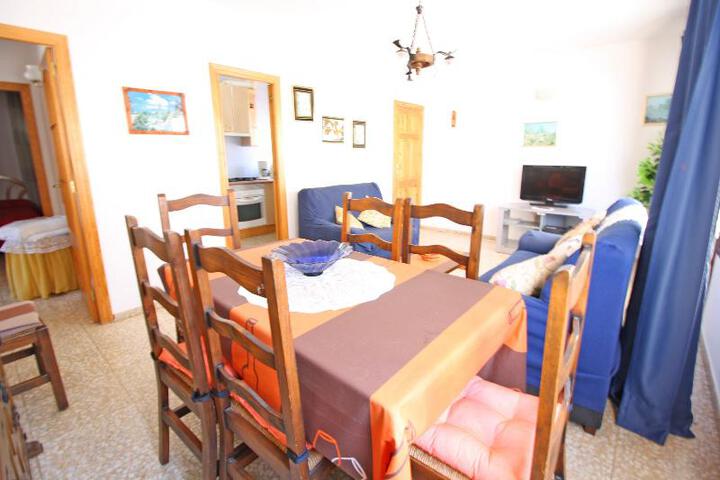 Room 3 of 7