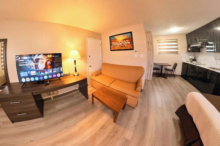 Room 15 of 39
