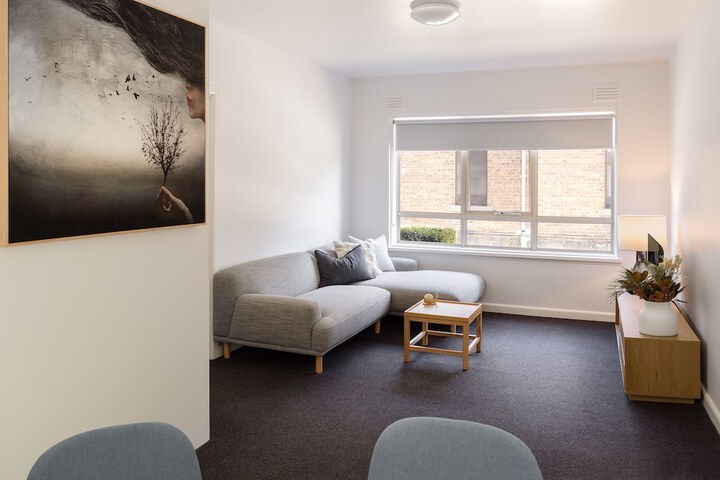Room 5 of 15