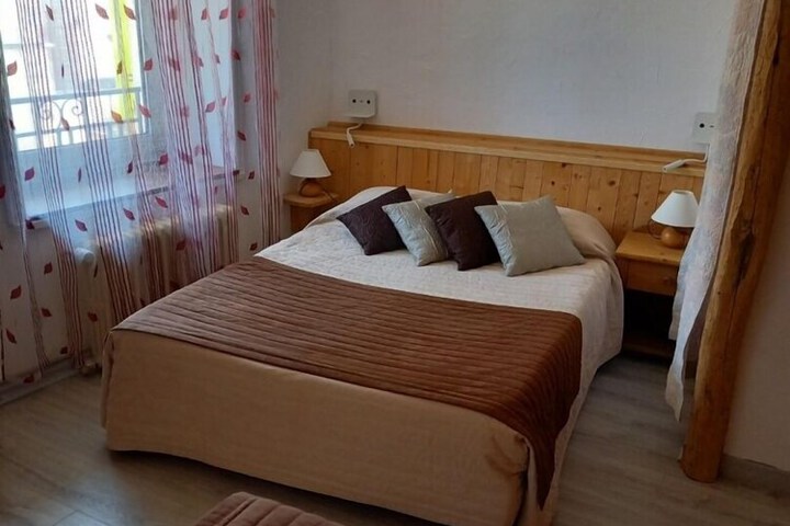Room 15 of 42