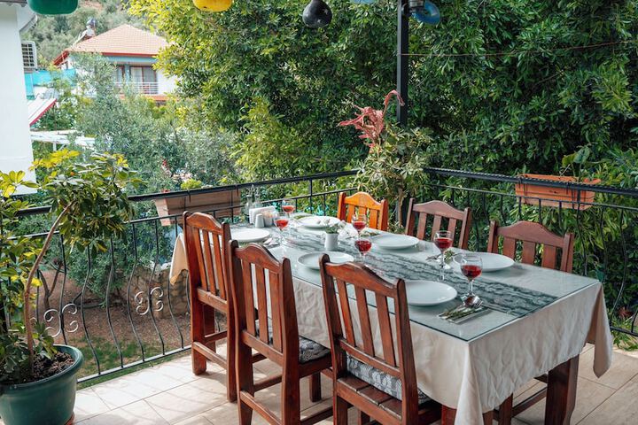 Dining 67 of 87