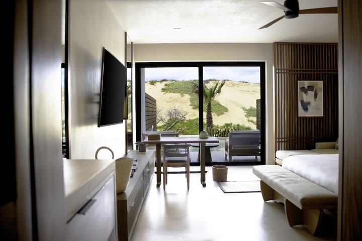 Room 19 of 180