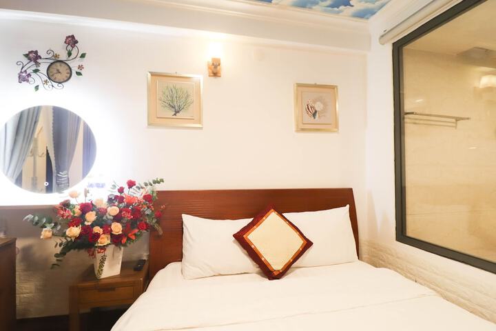 Room 4 of 15