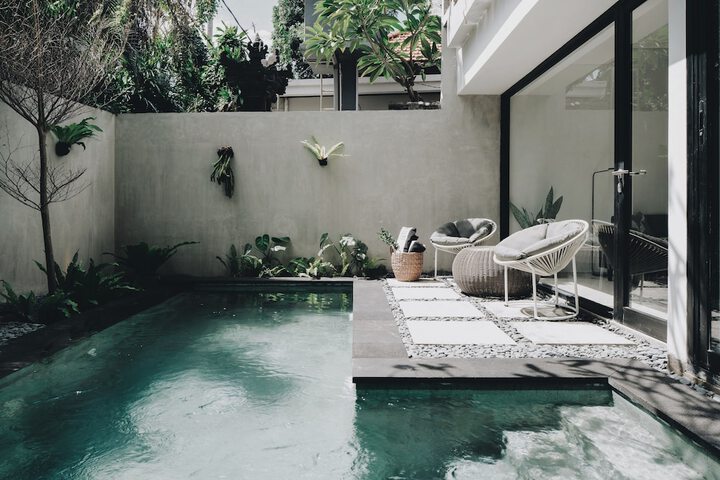 Pool 31 of 71