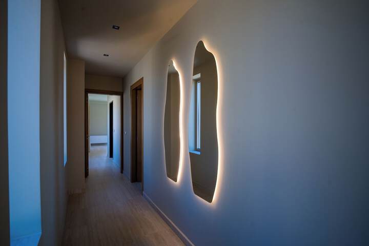 Room 71 of 312